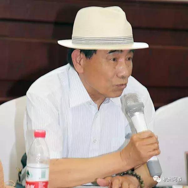 南通服装协会会长赵晓生就旗袍文化的 传承与创新建言献策
