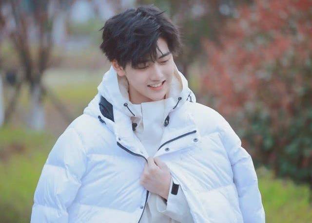 《创造营2019》焉栩嘉与王一博同框拍电视剧?粉丝:有看头
