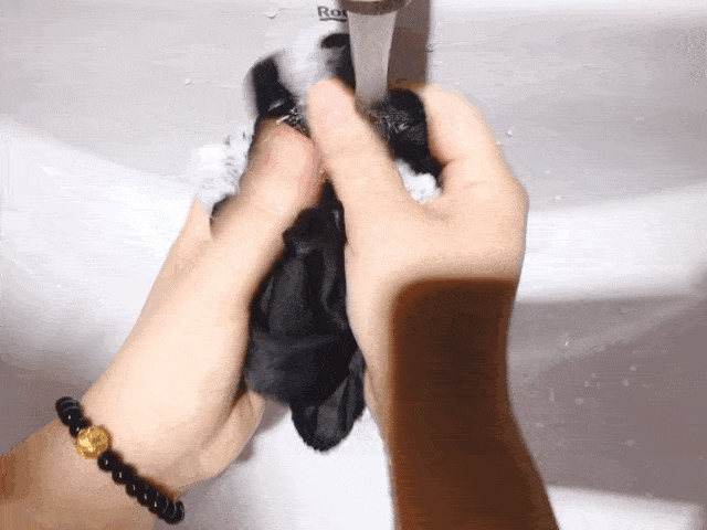 女生在家都偷偷穿的这么xx?