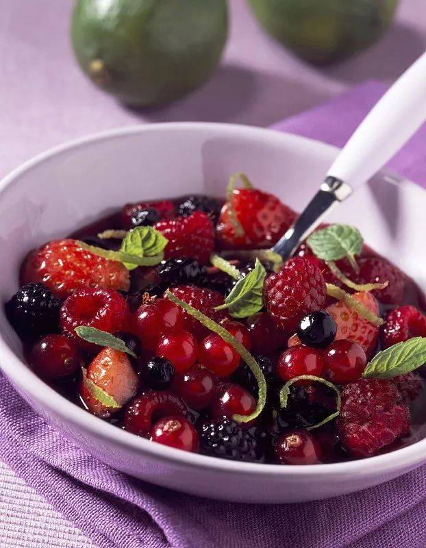 关注 ▏柳疃镇第二届桑葚采摘节火爆启幕,一起看看桑葚有啥保健功