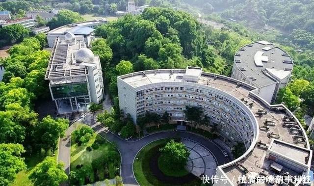 我国面积最大的大学,比一个小国家还要大,入选