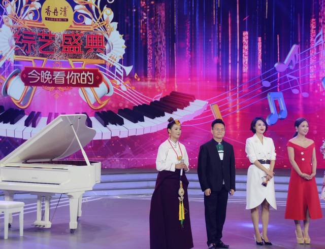 央视《综艺盛典》上被郭峰,张蕾赞不绝口的女孩—尚珍吉