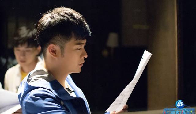 陈赫一出场就给杨幂下跪,魏大勋举动圈粉了,怪