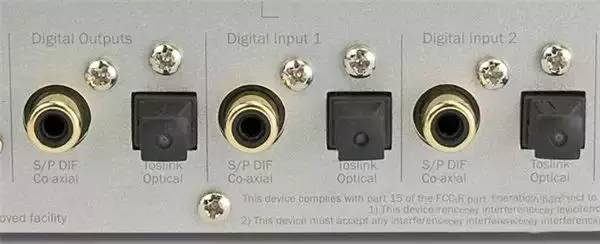 采用rca同轴和光纤接口的s/pdif接口