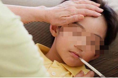 男童感冒5天突然病危!医生呼吁这些症状千万要注意,家长再忙也要