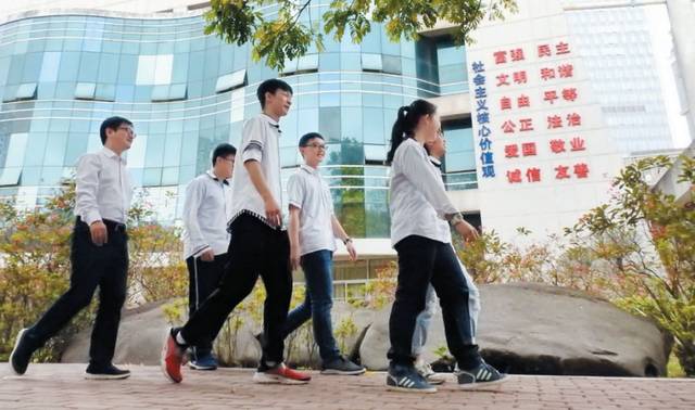 南宁创建全国文明城市显实效,这份“成绩单”很亮眼!