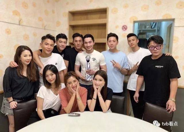 广东神医令太太输卵管奇1.80传奇新服网迹畅通一索得男!38岁TVB男星首爆每包药