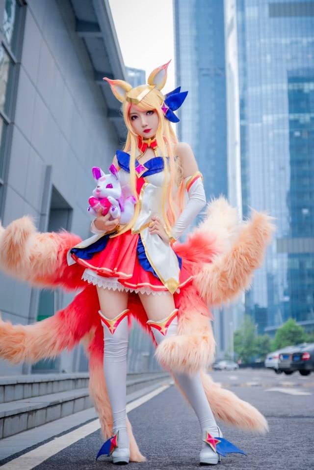 英雄联盟cosplay:阿狸——星之守护者,这只狐狸我有想法