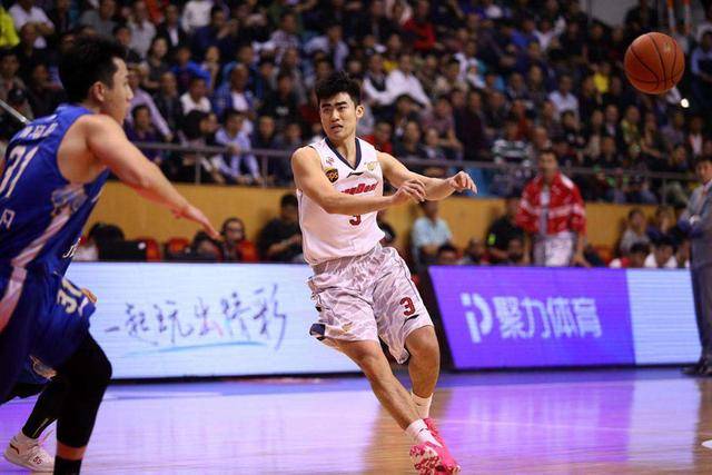 比较遗憾的是,高尚从2012-13赛季进入cba加盟广东队后,一直没能兑现