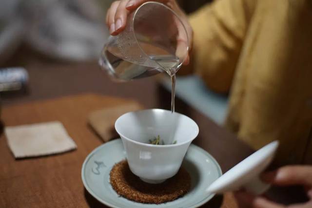 泡茶的水，到底能有多贵？贫穷限制了想象力！