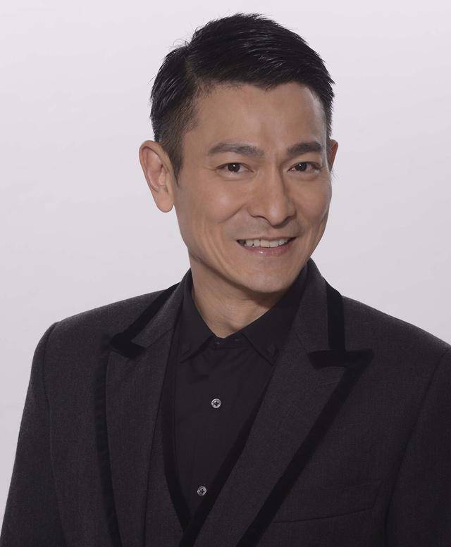 刘德华的成就到底有多高?娱乐圈有人能超越华