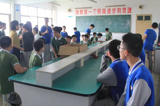 科教兴国,小学校大责任!——记后宅中学科技运动会