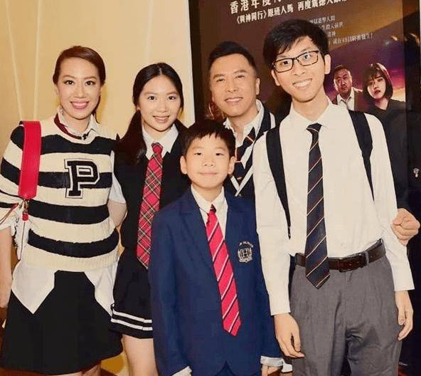 甄子丹大儿子要出道?酷似父亲星途无限,和继母弟妹关系融洽!