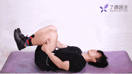 一做这3个动作,腰就各种疼,说明你的腰椎间盘突出了!快来试一试