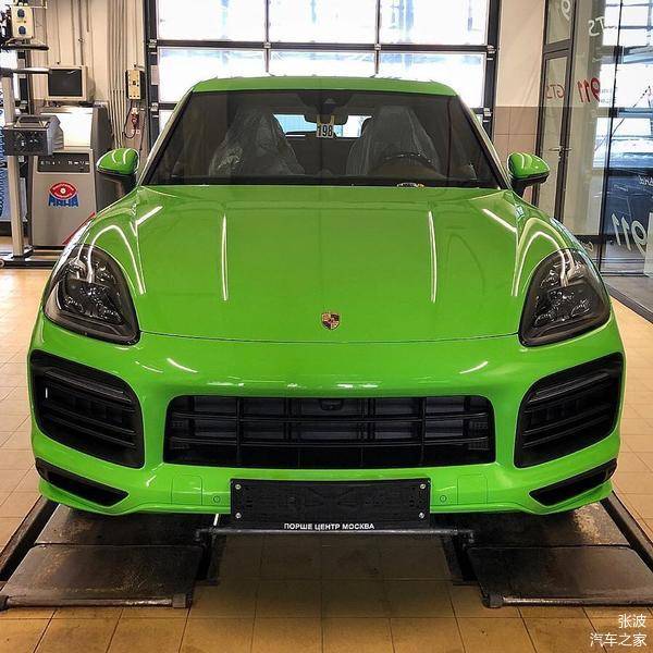 全新保时捷卡宴海外实车,采用很帅气的绿色_车家号_发现车生活_汽车之
