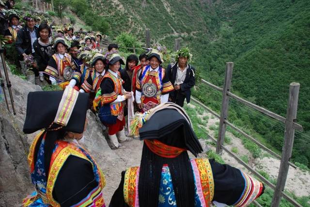 【网络中国节·端午】快看！甘南舟曲的采花节上央视《新闻联播》了