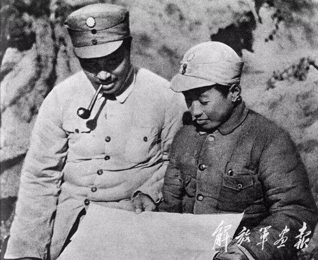 1939年9月,贺龙与关向应指挥陈庄战斗