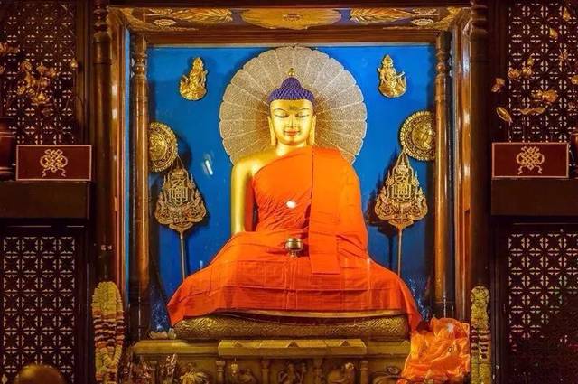 | 今天藏历四月初七,恭迎释迦牟尼佛诞辰日