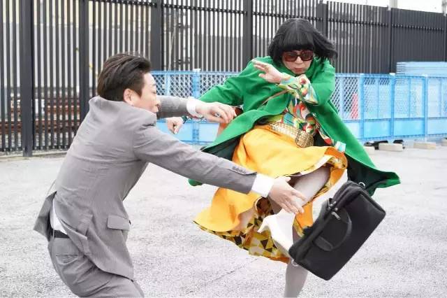 今日跟新两部日本腐剧,中年大叔的花式秀恩爱