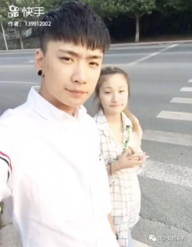 因为有粉丝爆料,张梦瑜之前交的都是女朋友,难道是崔晋把她掰直了?