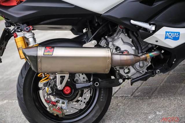 改装档案|填补原厂的缺陷-yamaha xmax 300经典改装
