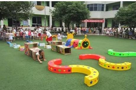 【教育动态】幼儿园夏季晨间户外游戏玩法大全!