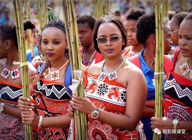 【非洲猎奇-摄影】莫桑比克,斯威士兰芦苇节,国王选妃
