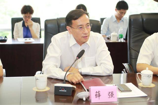 北京高院民二庭庭长薛强介绍北京法院优化营商环境工作情况