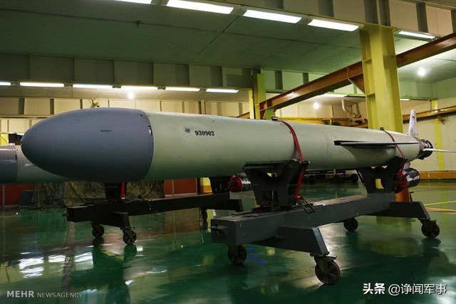 kh-55的射程约为2400公里,可以携带450公斤的常规弹头.