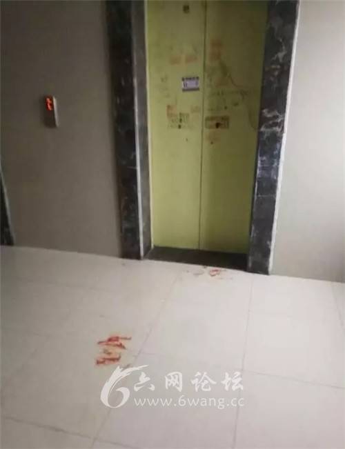 女子整个脸部都是血,脖子处被人划伤,且电梯内也留下了很多血迹
