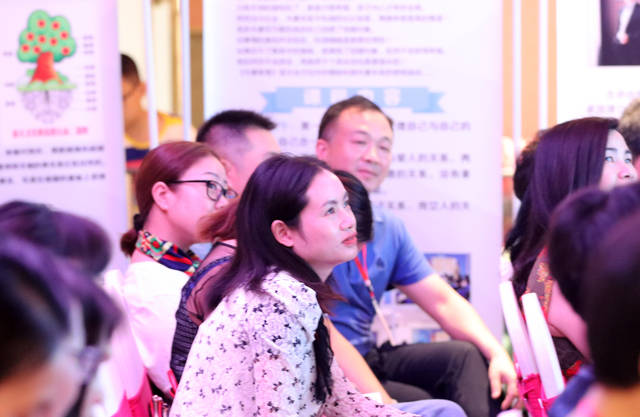 v纪实几年是促进高峰期?京山家庭教育给出纪实离婚了案件杨新海视频讲座图片