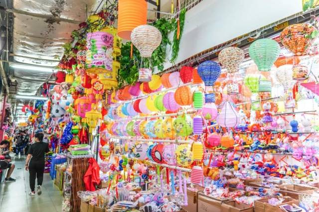 全国最大的玩具批发市场,澄海玩具批发市场这个地方装满你的童年回忆!