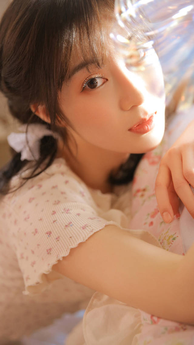 清甜美女私房俏皮可爱写真图片手机壁纸