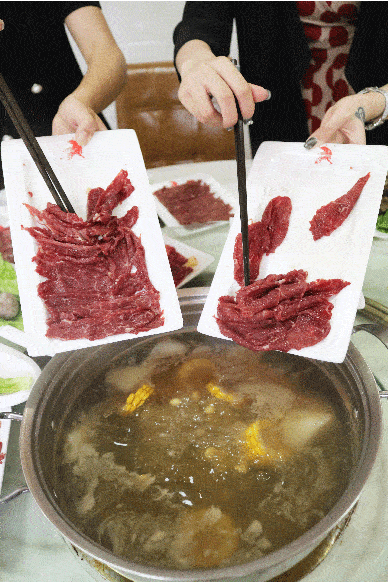100块换6盘正宗潮汕牛肉,坐揽坪山我能吃到老板破产