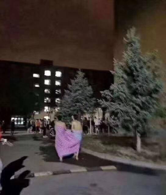 晚上千万不要裸睡!宜川地震女大学生集体露天过夜