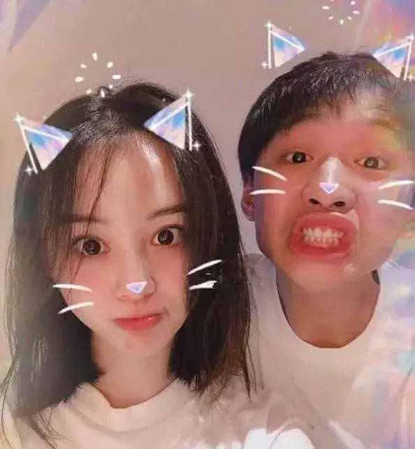 郑爽恋爱行为迷惑大赏:为张翰整容,给胡彦斌写