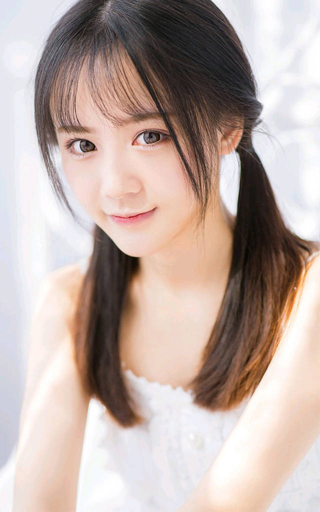 清甜白皙美女私房可爱迷人写真图片手机壁纸