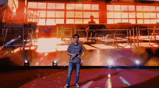 更忘不掉同舍友们在宿舍的嬉戏 四年里有这么多美好的回忆 那就让