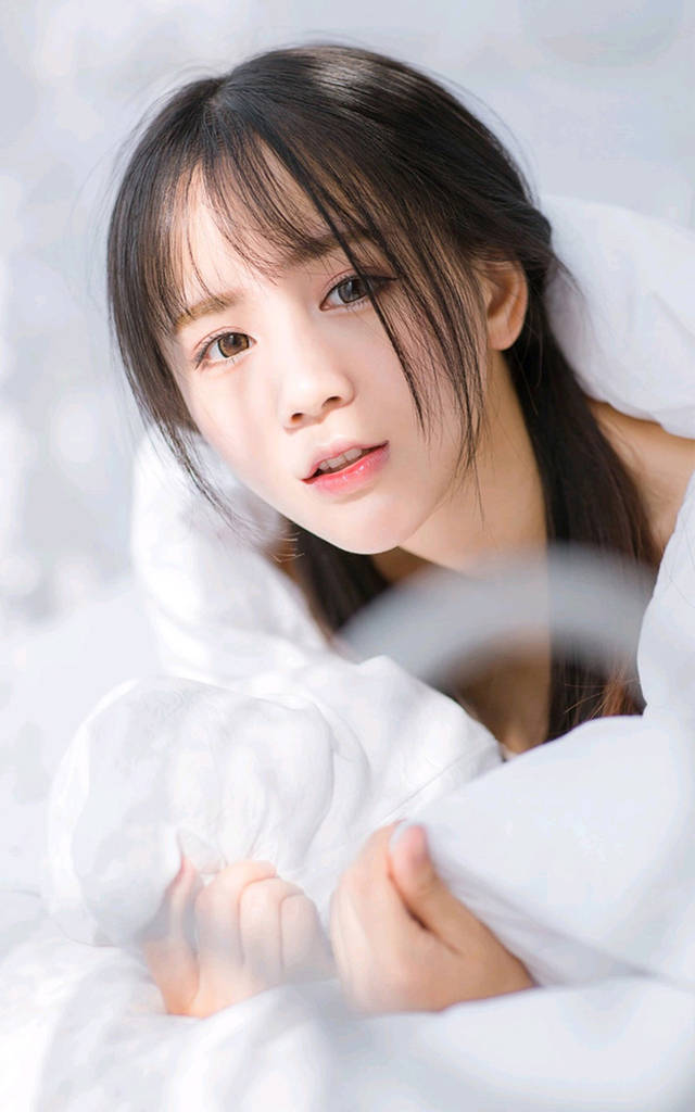 清甜白皙美女私房可爱迷人写真图片手机壁纸