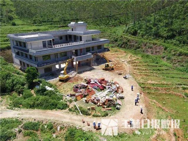 真相来了!租用农田不种庄稼"种房子",北流百万豪宅被依法强制拆除