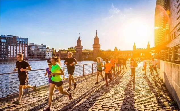 早上跑步有什么好处?看完了,每天早上你也会加