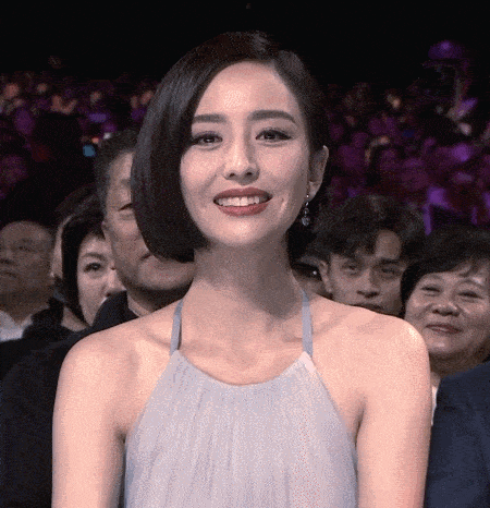 佟丽娅是什么人间测角仪?绝美的直角肩不允许只有我一