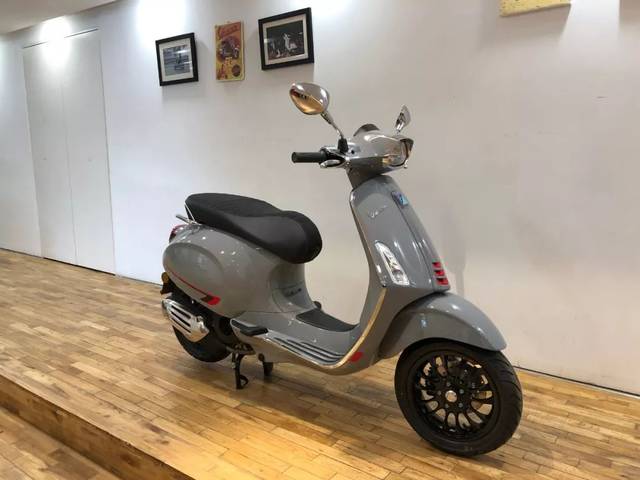 2019款vespa sprint s到店实拍