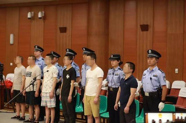 西安中院集中宣判三起涉恶犯罪案件