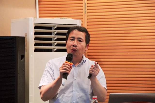 秦伟教授《从解剖学角度对内镜泪道手术的几点思考》专题讲座