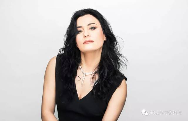 【9】意大利女高音Carmela Remigio演唱罗西