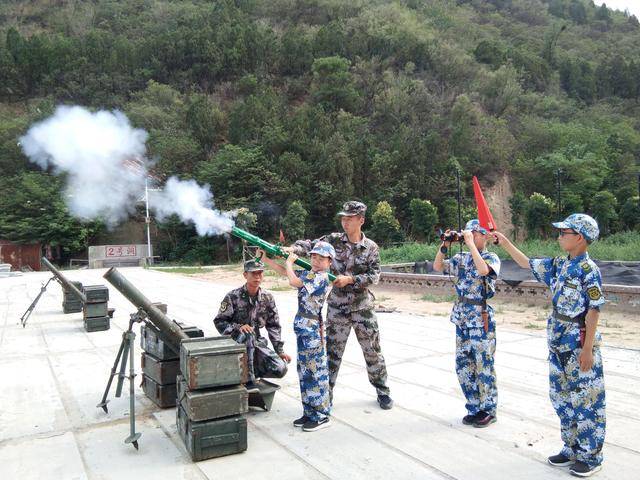 河南国防教育基地开展第四届尚武雄鹰《小小特种兵》军事夏令营