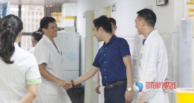 廖渝华)6月26日,隆回县第二人民医院新任支部书记陈立国在罗斌副院长