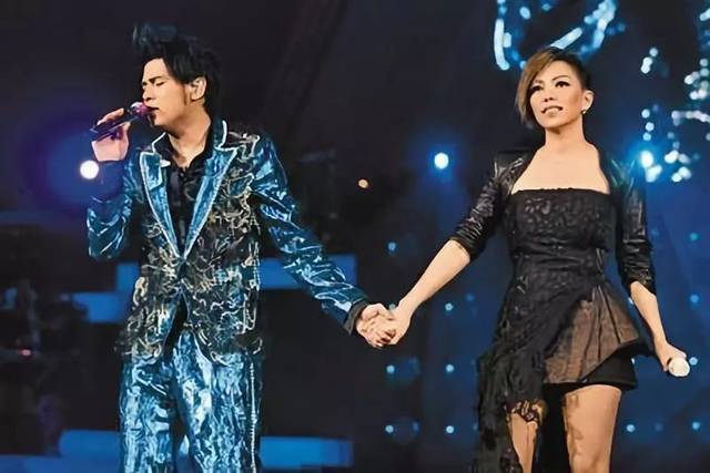 高产!周杰伦居然给别人写了223首歌曲,够出22