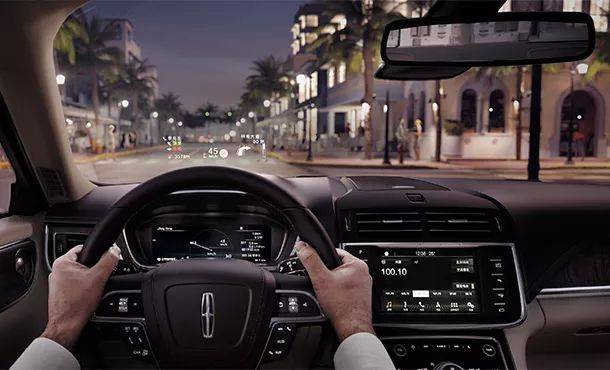 的第三代sync with mylincoln touch多媒体通讯娱乐互动系统,随时恭候